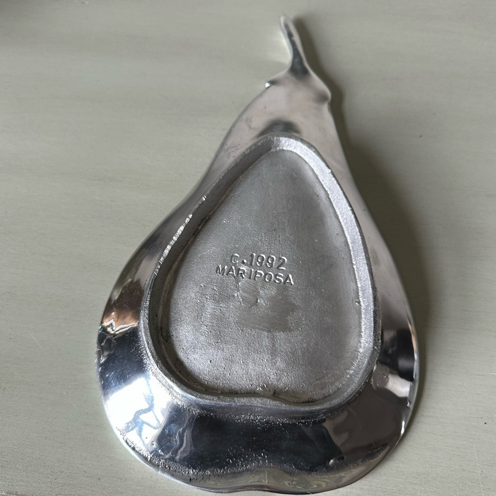 Mariposa vintage silver metal pear plate dish - Picture 4 of 7